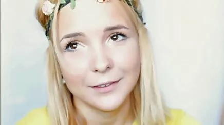 Ngọt ngào dollface quên thẻ và chân dài loanluan bochongnangdau