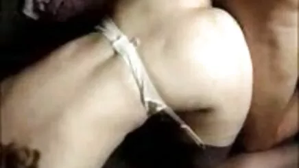 Cô bé cho phimsex loanluan giadinh kem